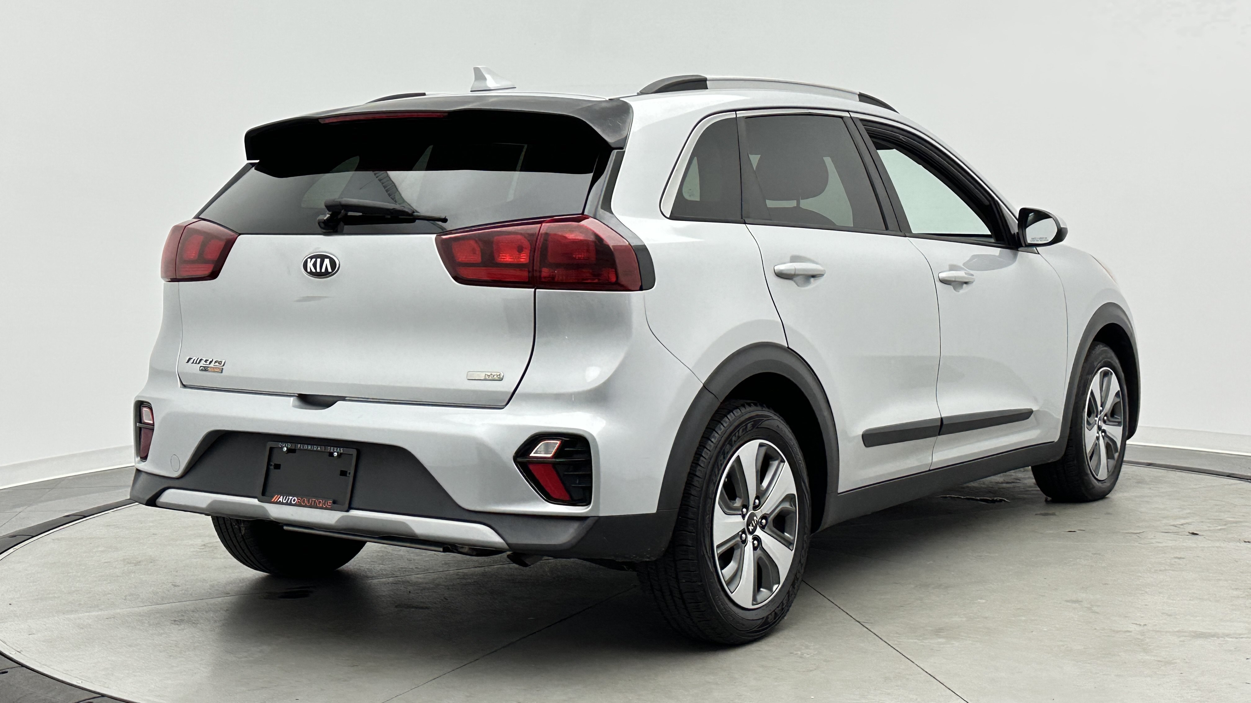 Used 2020 Kia Niro LX FWD image 7