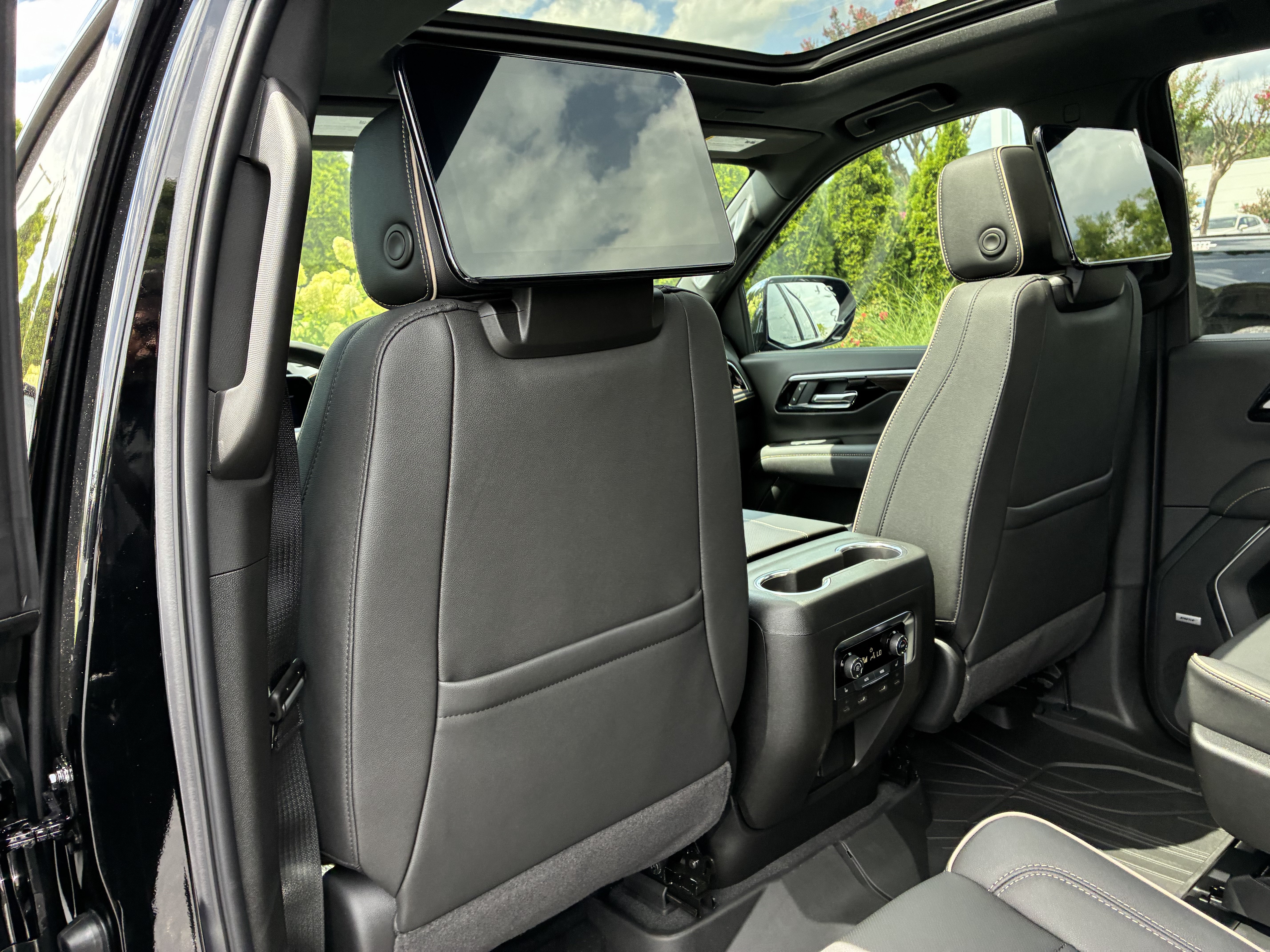 New 2026 Chevrolet Tahoe Premier RWD image 15