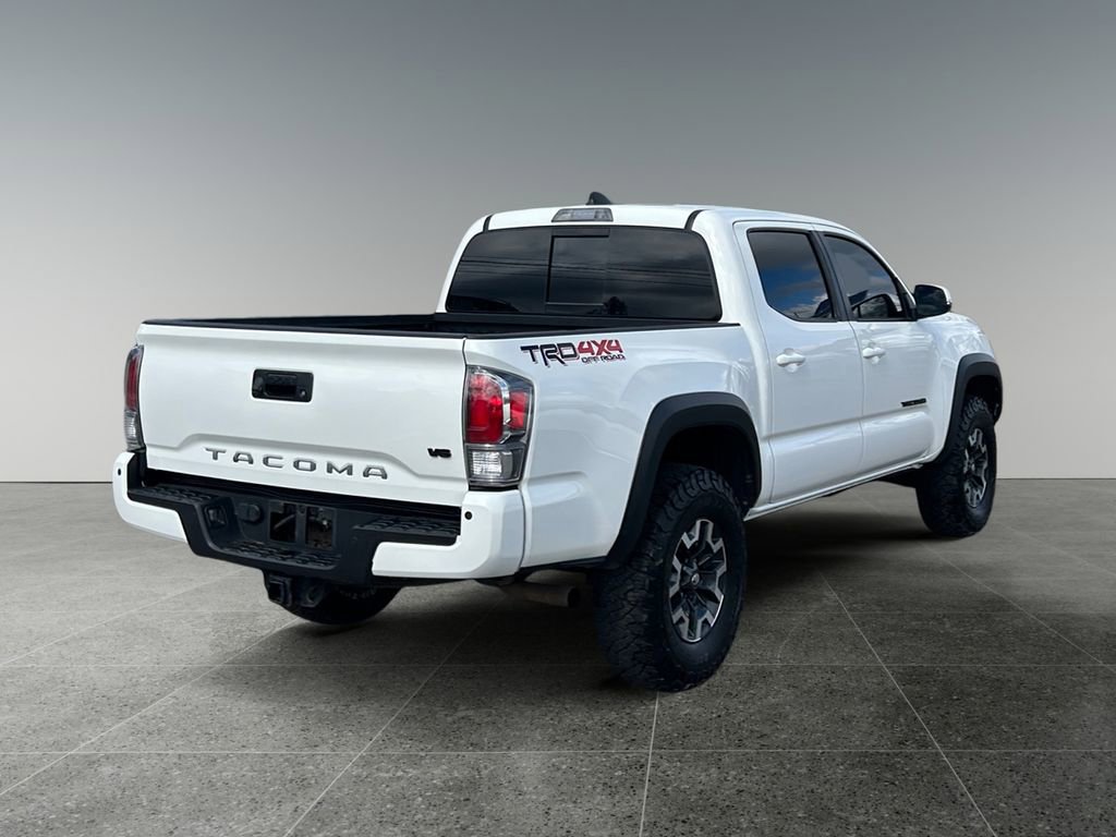 Used 2022 Toyota Tacoma TRD Off-Road w/ Technology Package AWD/4WD image 10