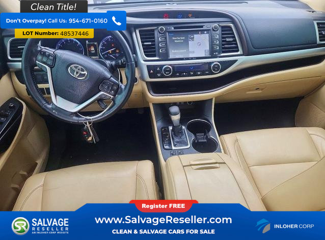 Used 2019 Toyota Highlander XLE FWD image 11