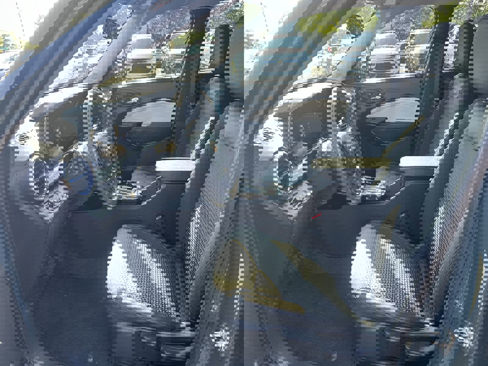 Used 2025 Chevrolet Trax LT image 16