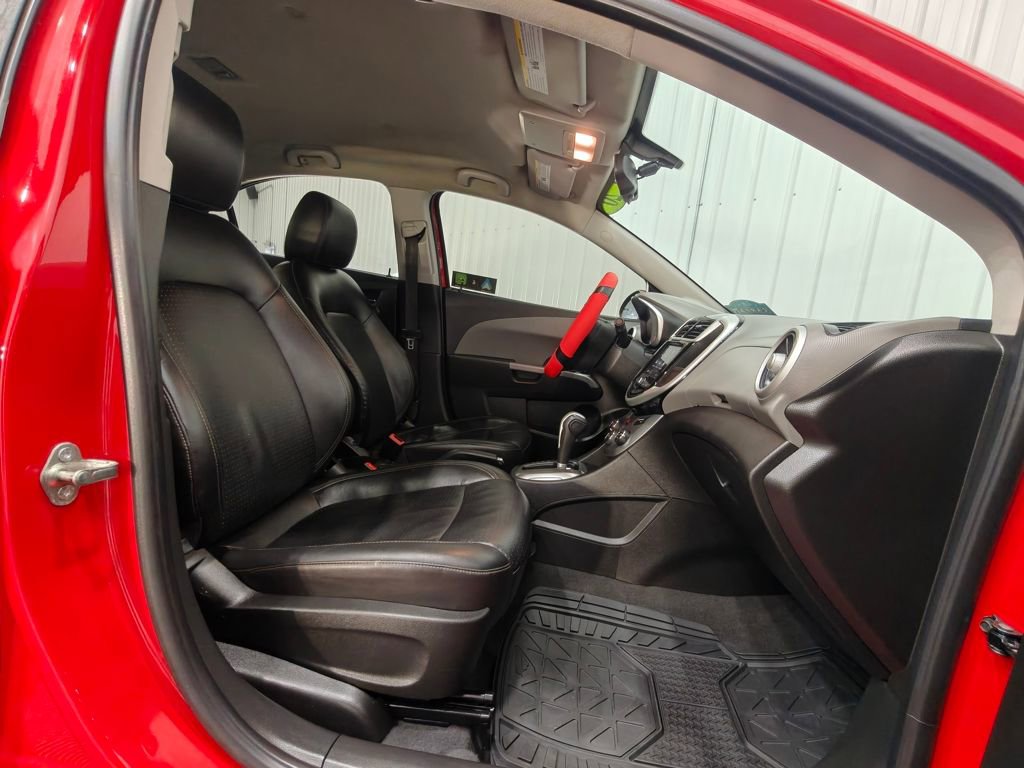 Used 2020 Chevrolet Sonic Premier image 21