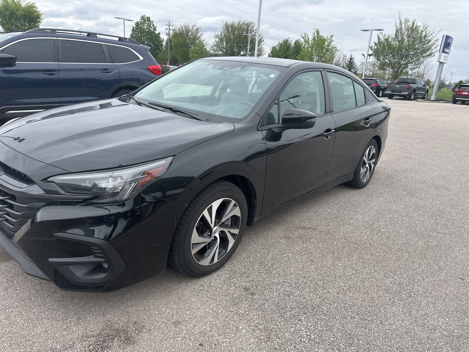 Certified 2024 Subaru Legacy Premium AWD/4WD image 1