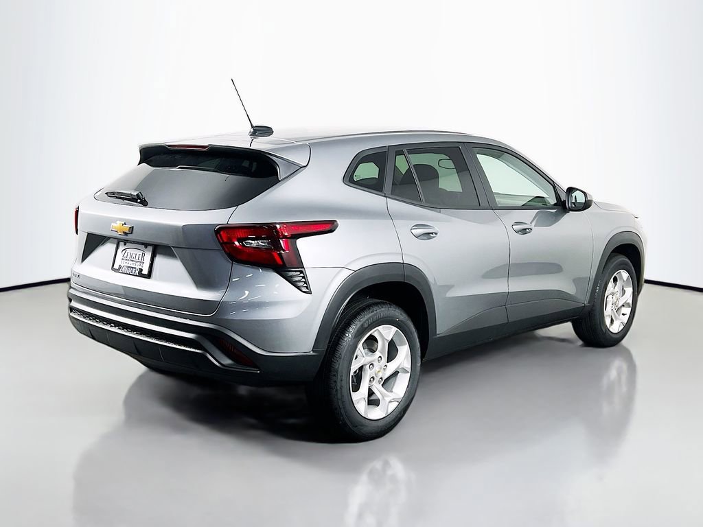 New 2026 Chevrolet Trax LS image 5