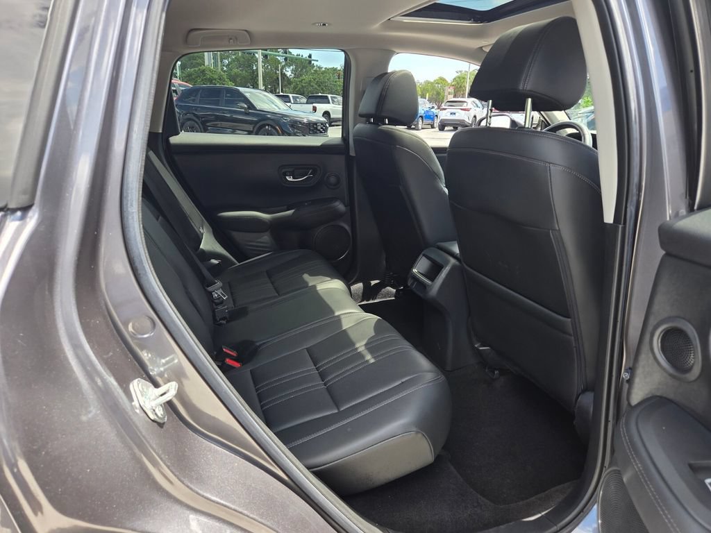 Certified 2024 Honda HR-V EX-L image 17