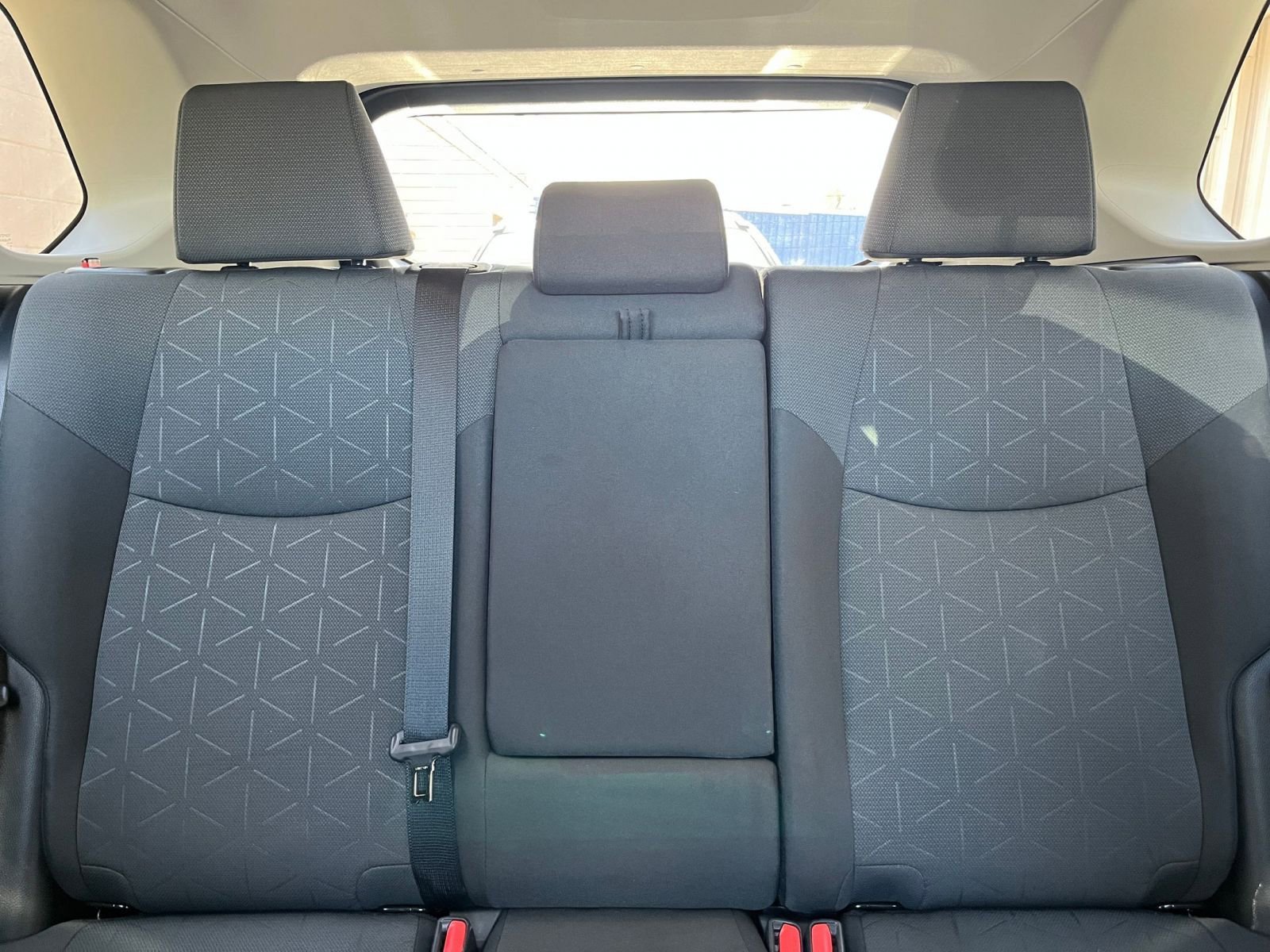 Used 2025 Toyota RAV4 XLE image 38