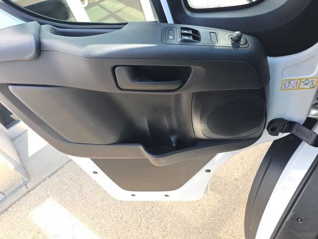 Used 2025 RAM ProMaster 1500 w/ Safety Group FWD image 18
