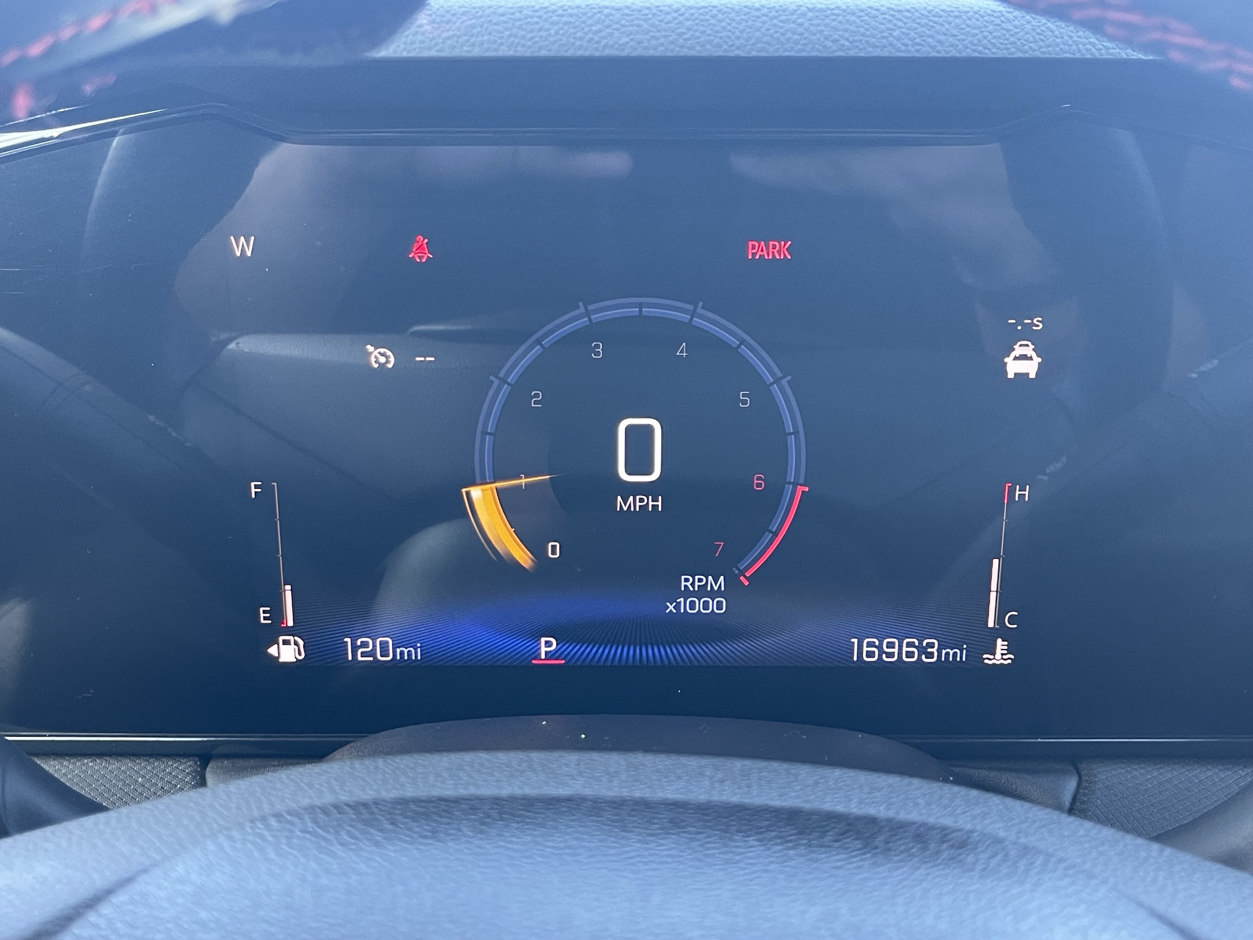 Used 2025 Chevrolet TrailBlazer RS FWD image 32