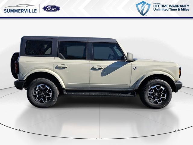 New 2025 Ford Bronco Outer Banks AWD/4WD image 2