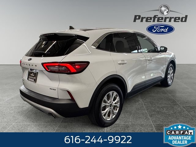 Used 2023 Ford Escape Active w/ Tech Pack #2 AWD/4WD image 17