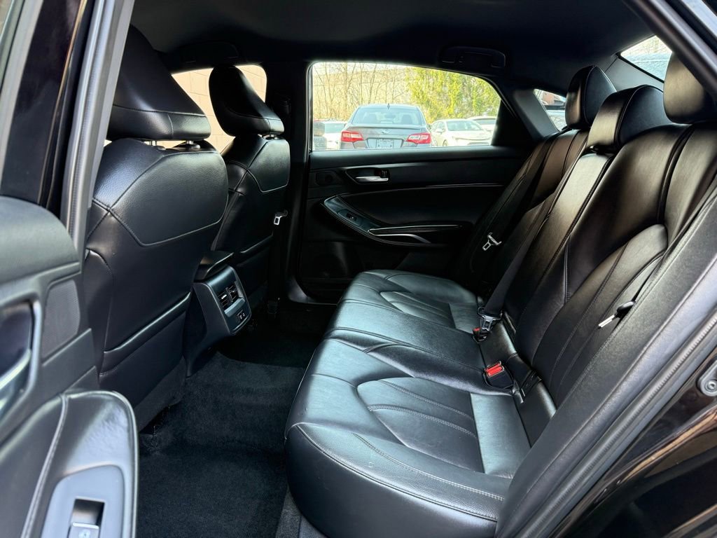 Used 2022 Toyota Avalon XLE FWD image 12