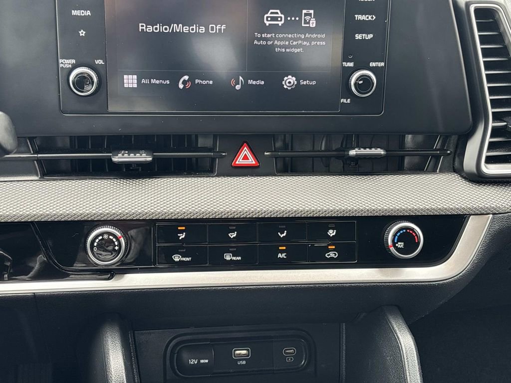 Used 2023 Kia Sportage LX image 18