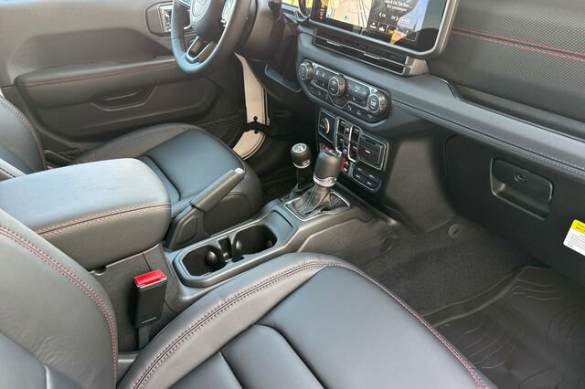 New 2026 Jeep Gladiator Rubicon image 12