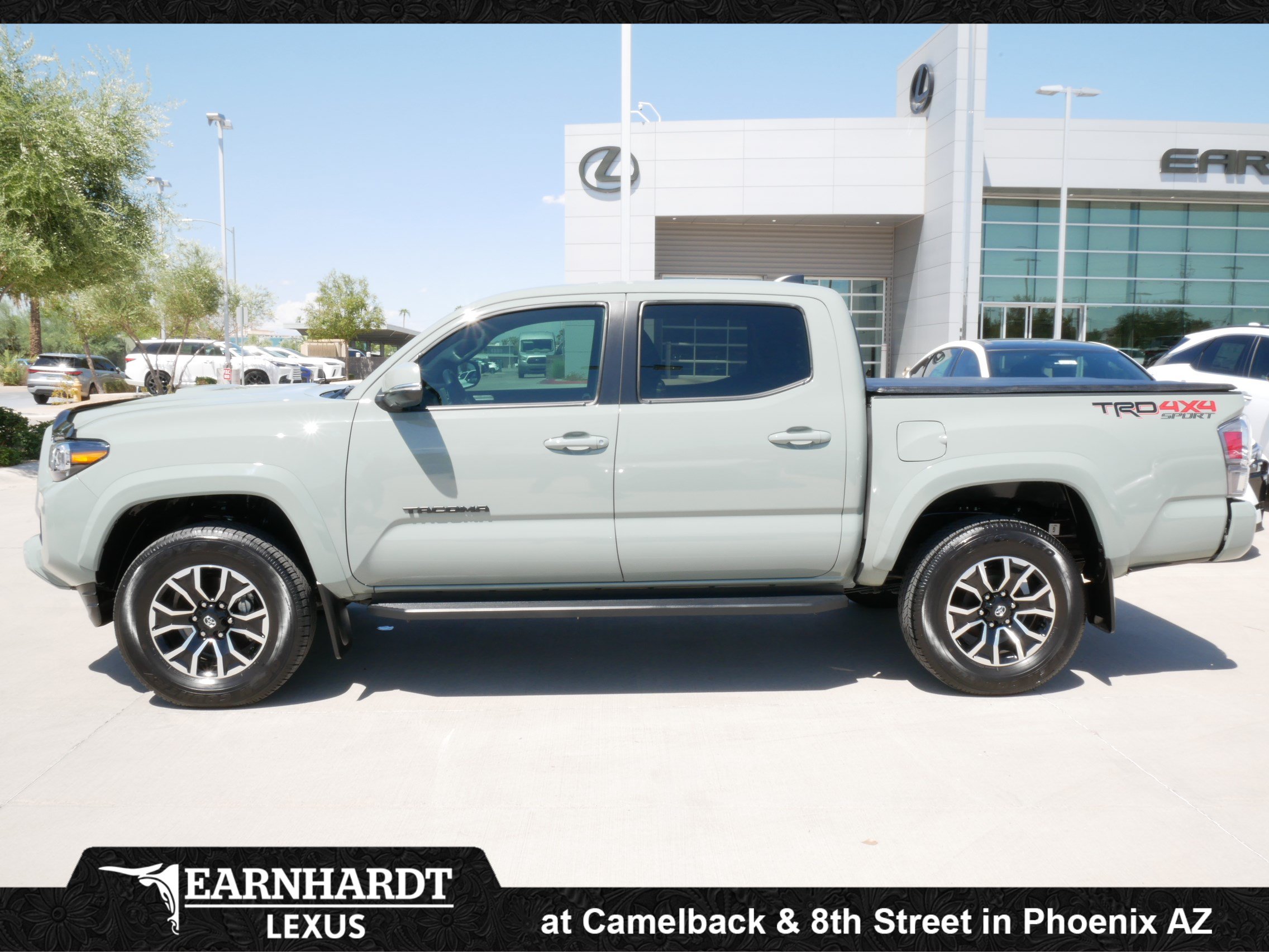 Used 2023 Toyota Tacoma TRD Sport w/ Advanced Technology Package AWD/4WD image 3