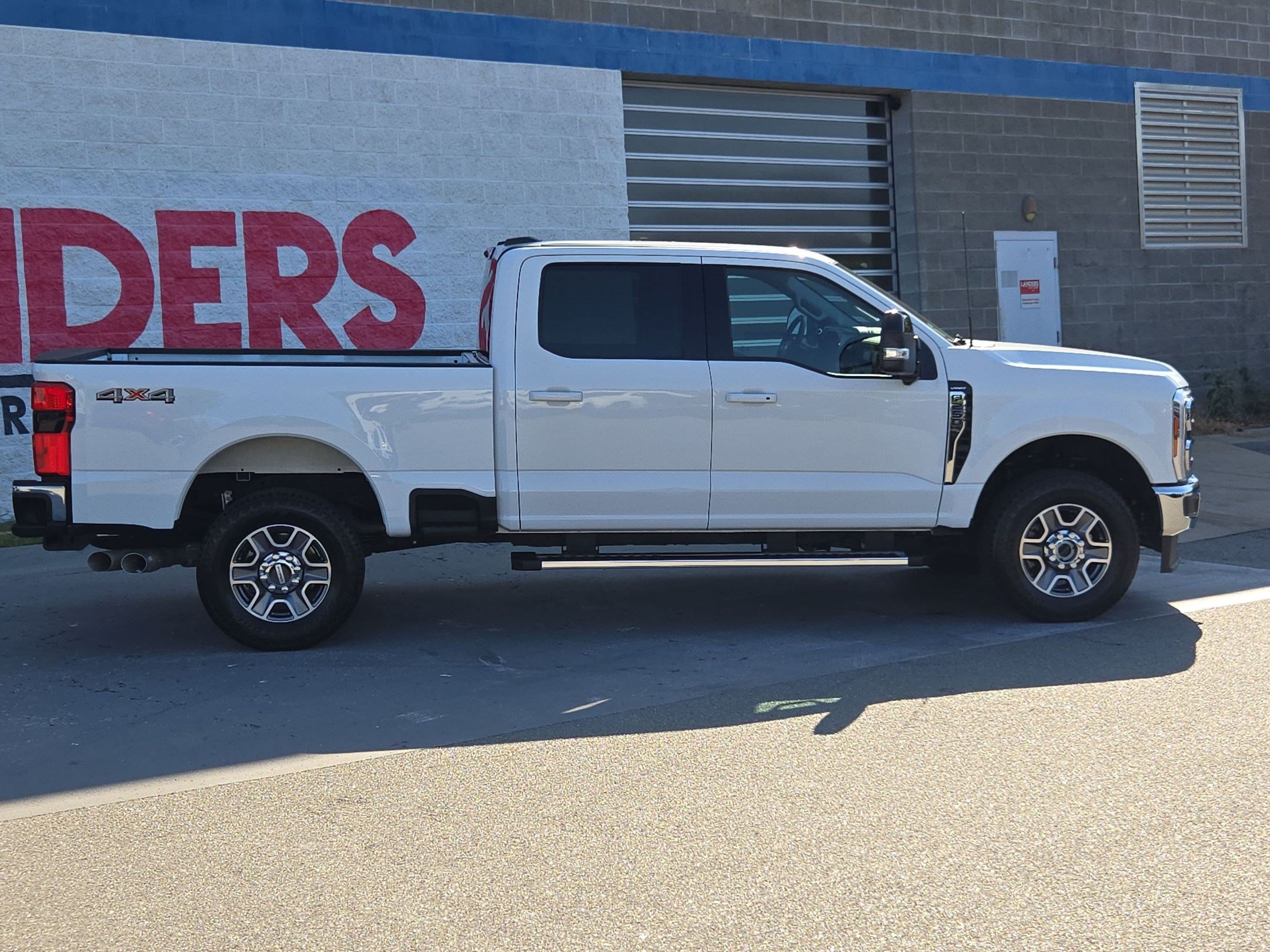 Used 2026 Ford F250 Lariat AWD/4WD image 8