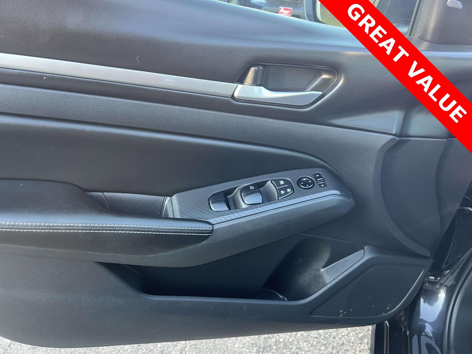 Used 2022 Nissan Altima 2.5 SV image 19