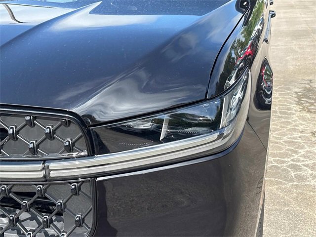 New 2025 Lincoln Navigator Reserve w/ Jet Appearance Package image 10