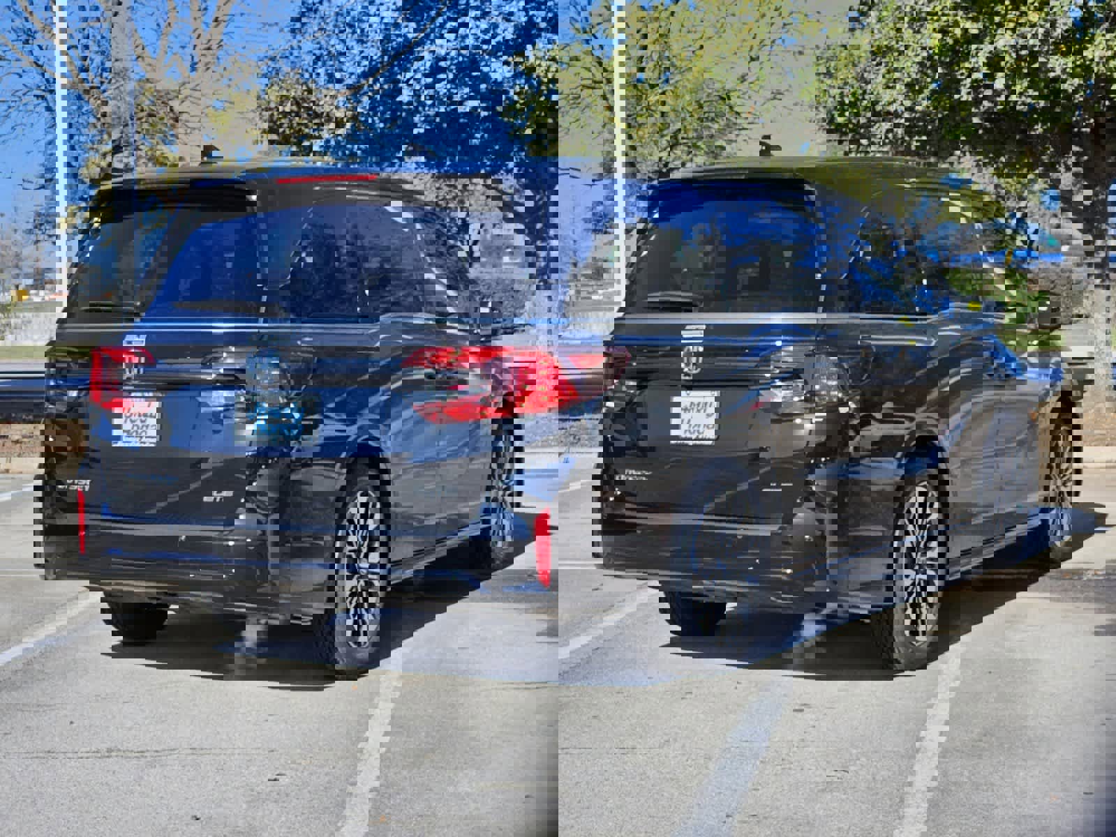 New 2026 Honda Odyssey Elite image 4