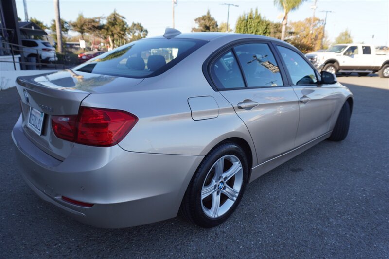 Used 2014 BMW 328i Sedan RWD image 8