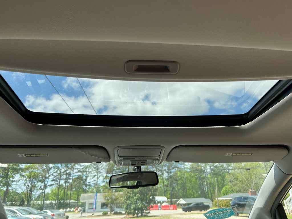 Used 2012 Honda Odyssey EX-L image 11