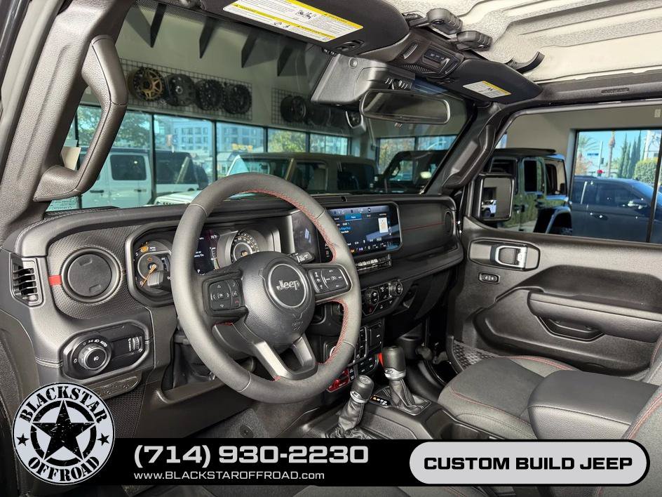 Used 2024 Jeep Wrangler Unlimited Rubicon AWD/4WD image 14