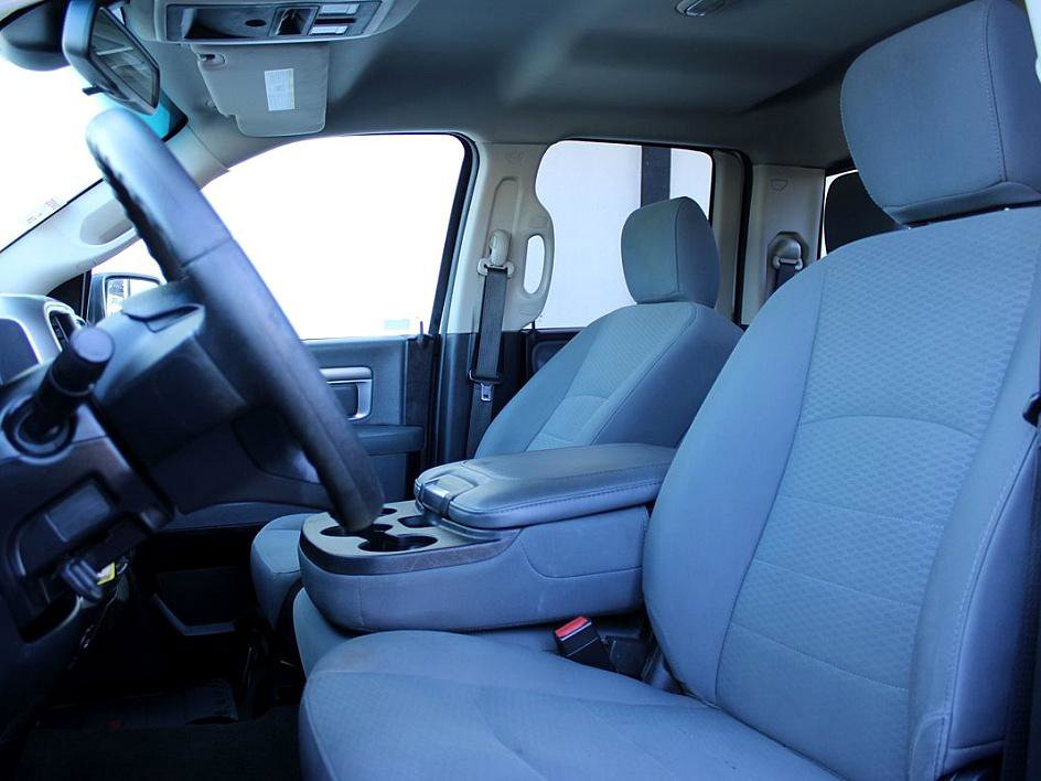 Used 2016 RAM 1500 Classic SLT image 8