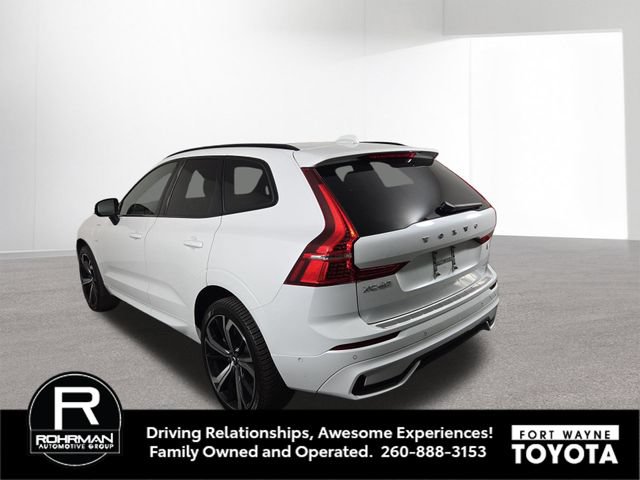 Used 2022 Volvo XC60 T8 R-Design w/ Advanced Package AWD/4WD image 10