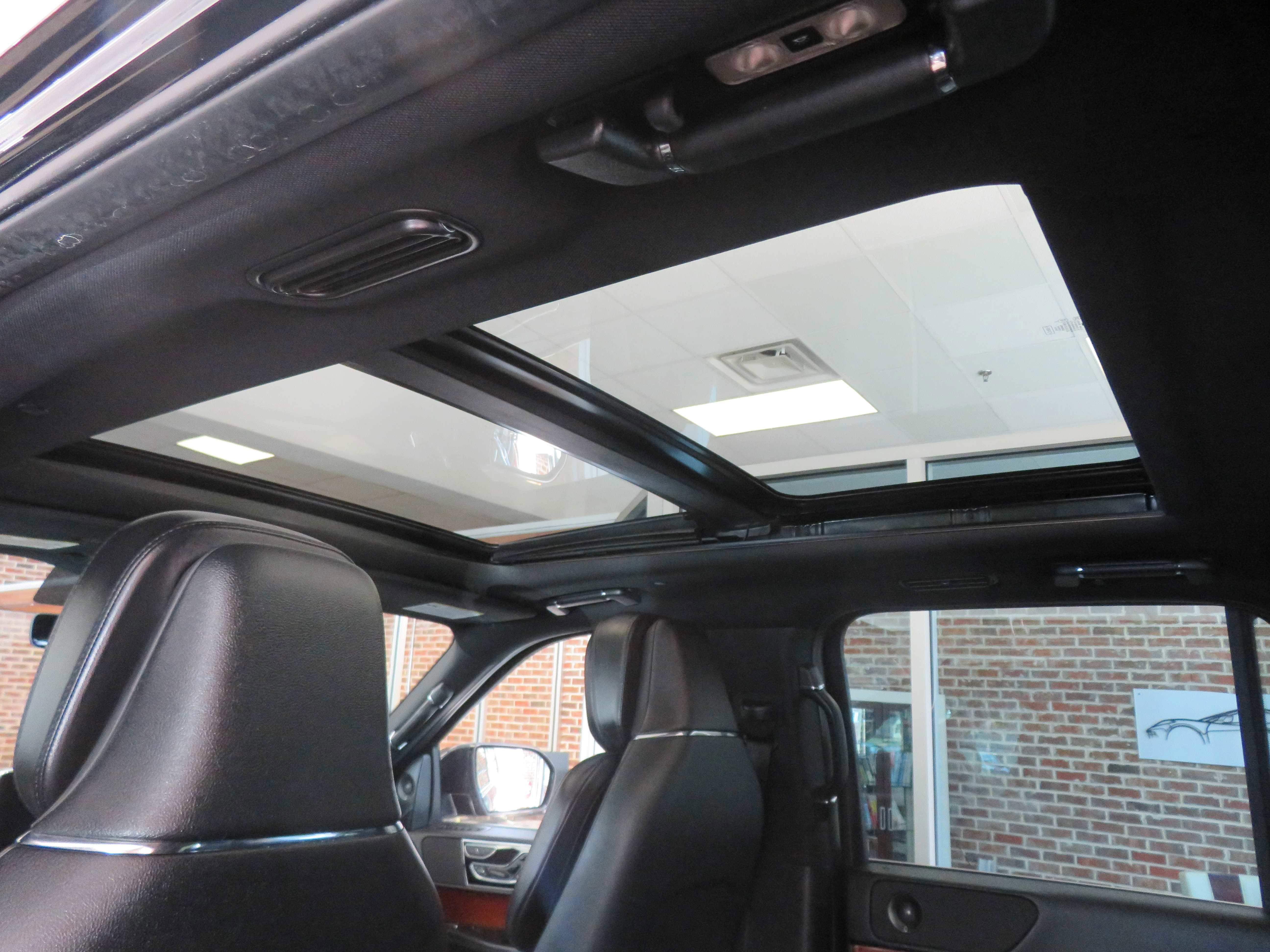 Used 2020 Lincoln Navigator L Reserve image 51