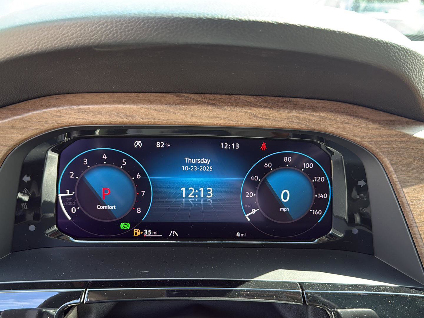 New 2026 Volkswagen Atlas SE image 12