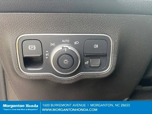 Used 2021 Mercedes-Benz GLB 250 image 16