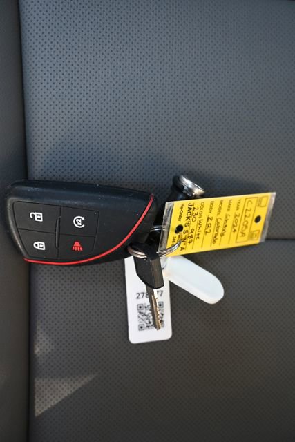 Used 2024 Chevrolet Colorado ZR2 w/ ZR2 Convenience Package III image 29