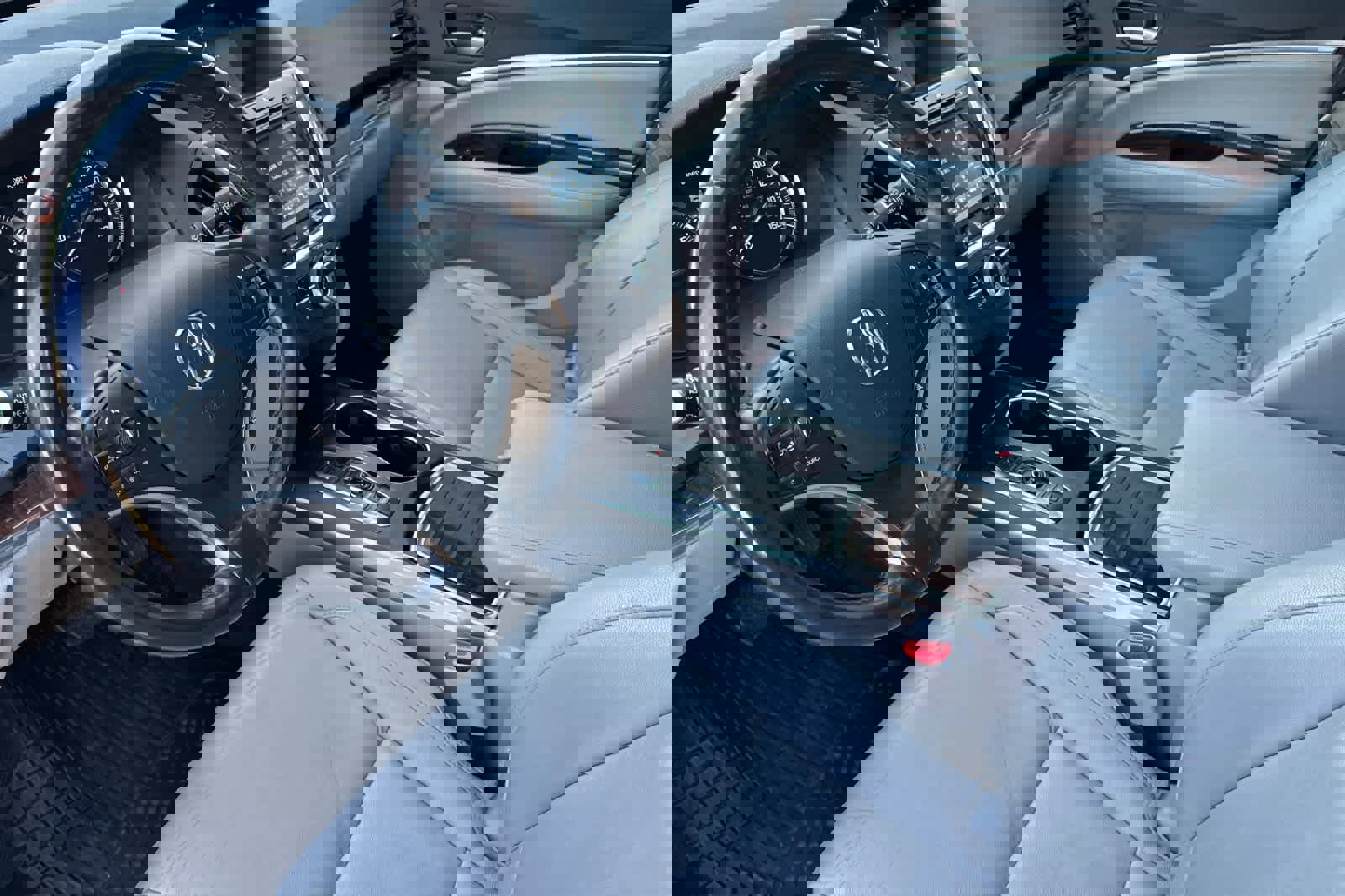 Used 2019 Acura MDX FWD image 12