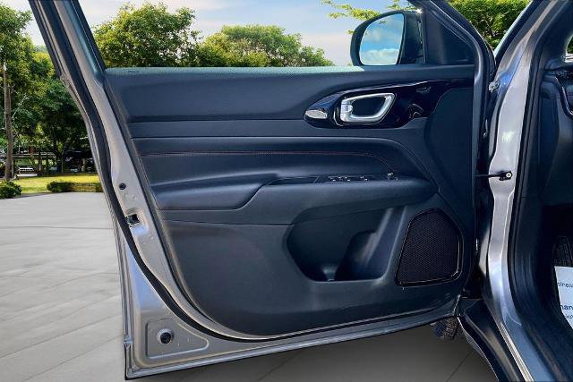 Used 2023 Jeep Compass Trailhawk image 22