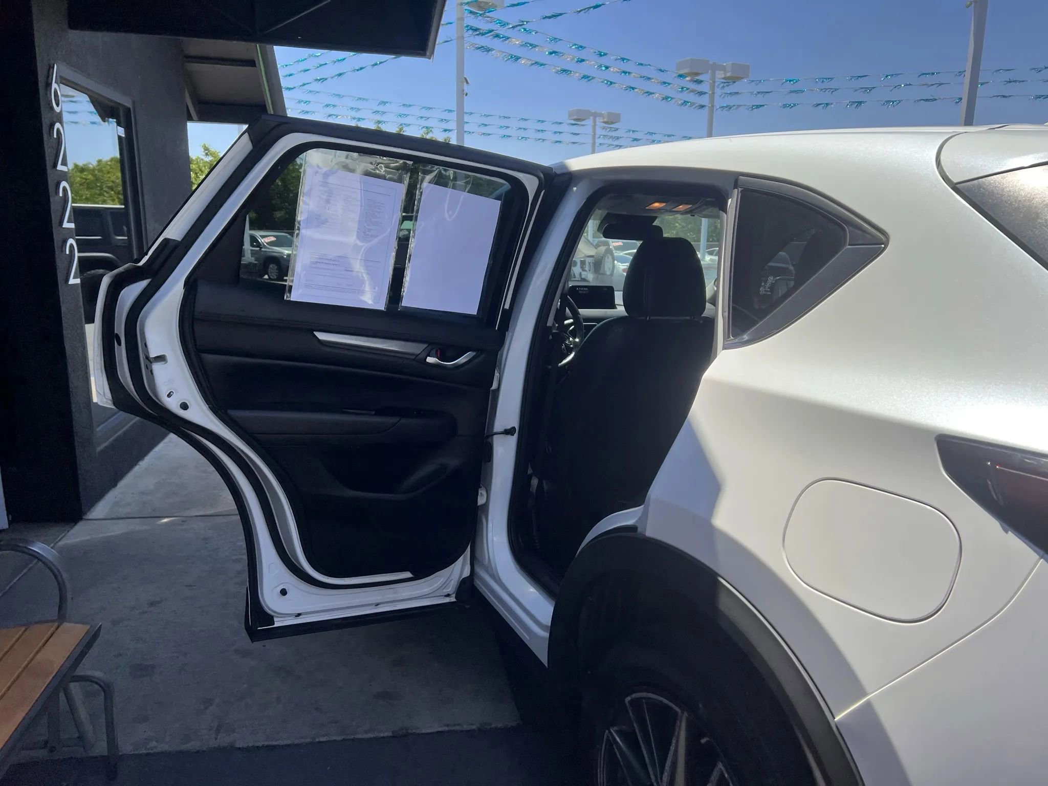 Used 2018 MAZDA CX-5 Touring image 10