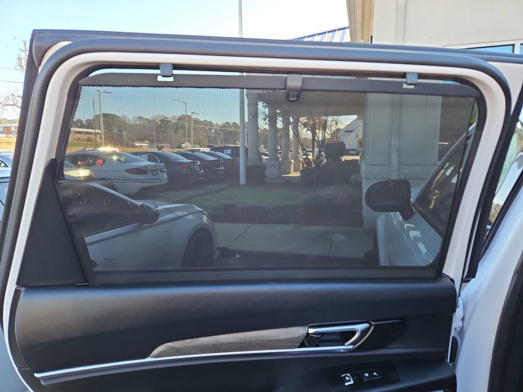 Used 2022 Kia Telluride SX w/ SX Prestige Package image 38