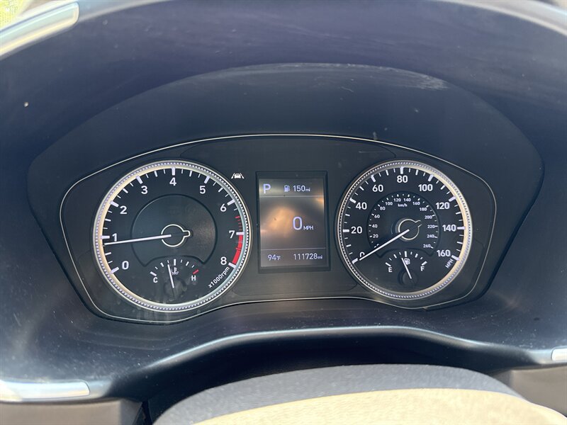 Used 2020 Hyundai Santa Fe SE FWD image 10
