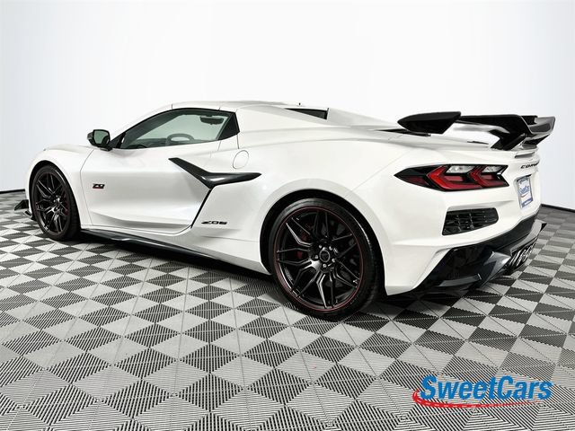 Used 2023 Chevrolet Corvette Z06 RWD image 13