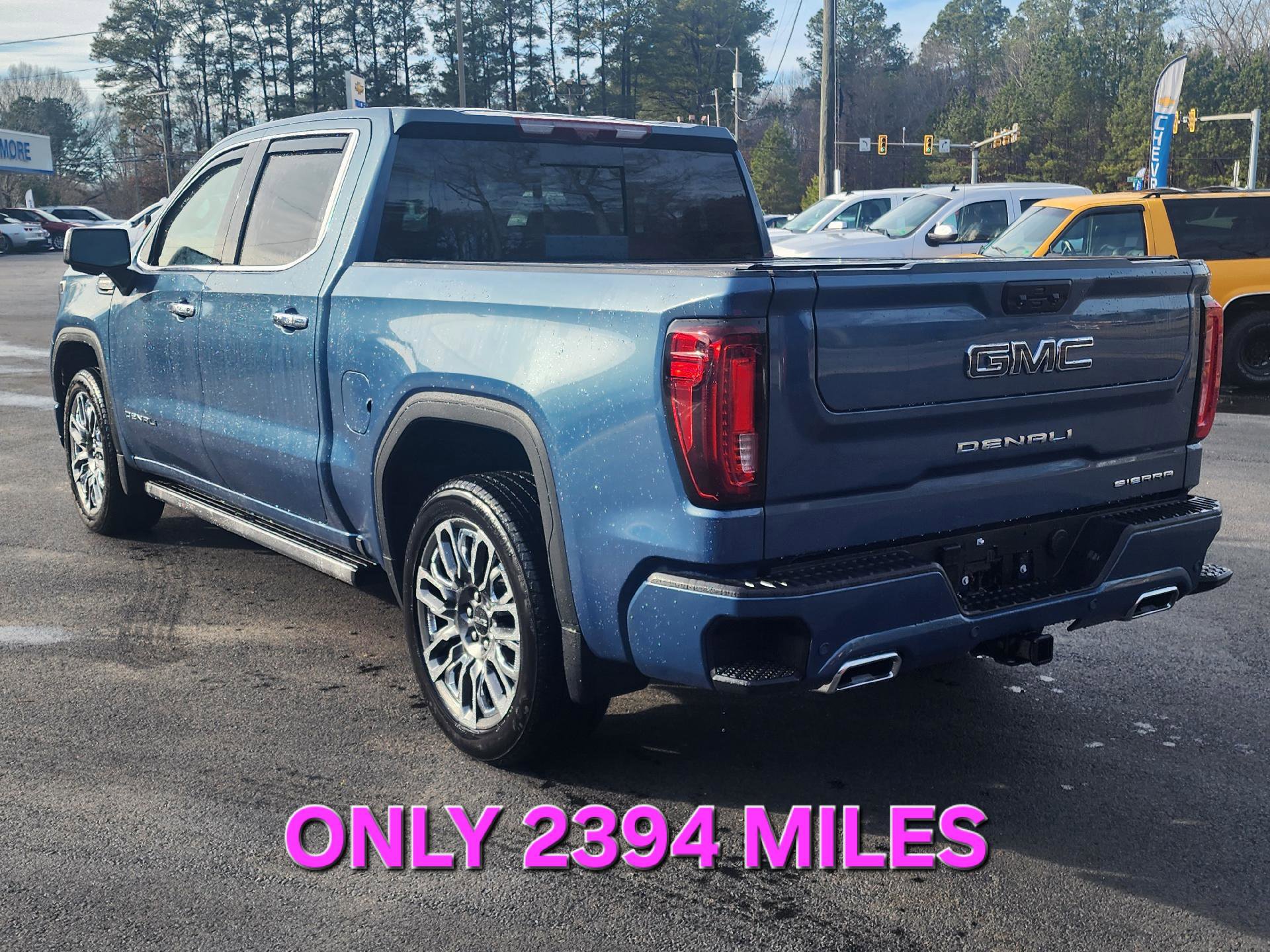 Used 2025 GMC Sierra 1500 Denali Ultimate image 3