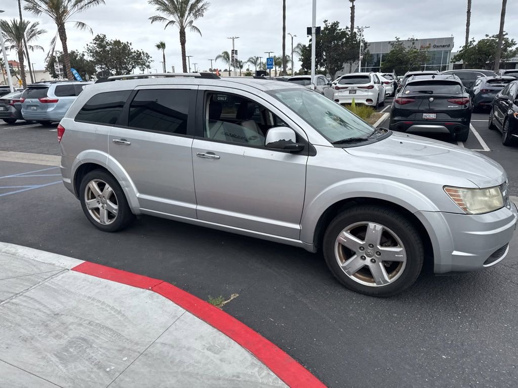 Used 2009 Dodge Journey R/T w/ Flexible Seating Group FWD image 30