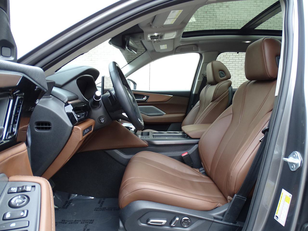Used 2025 Acura MDX SH-AWD w/ Technology Package image 12