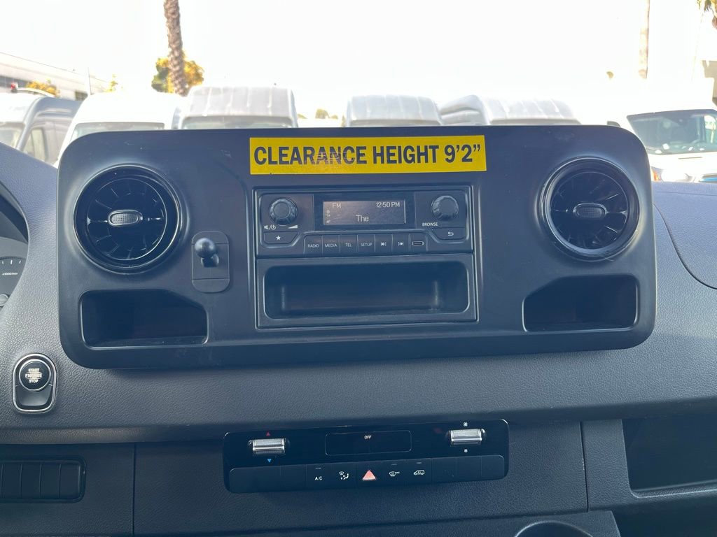Used 2019 Mercedes-Benz Sprinter 144 image 19
