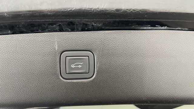 Used 2025 Chevrolet Blazer RS image 46