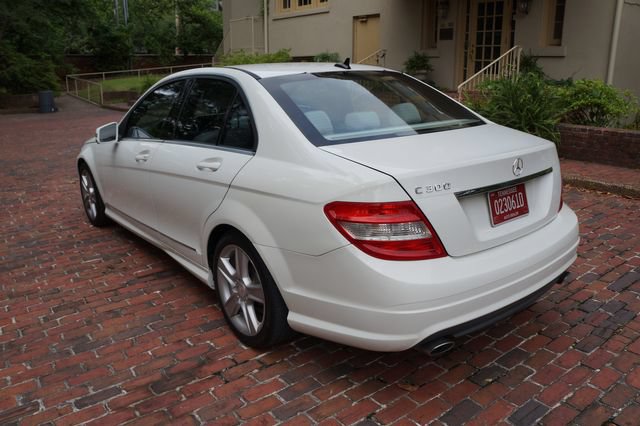 Used 2010 Mercedes-Benz C 300 Sedan image 21