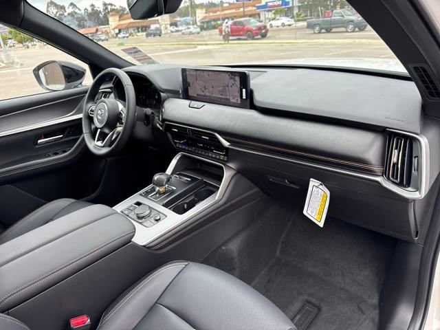 New 2025 MAZDA CX-70 Plug-In Hybrid w/ Premium Plus image 24