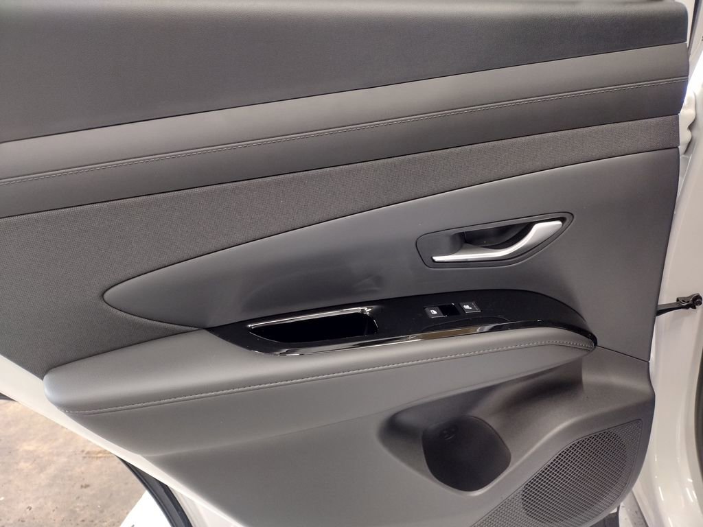 New 2026 Hyundai Tucson Limited image 27