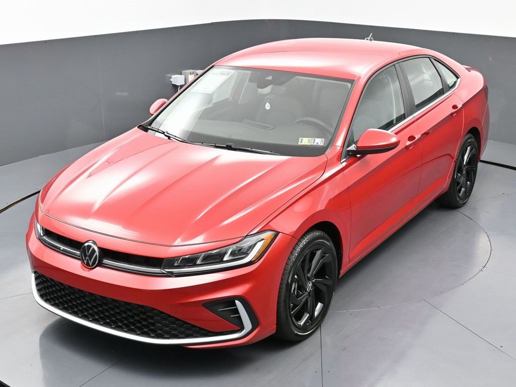 Used 2025 Volkswagen Jetta SE w/ Black Wheel Package image 44