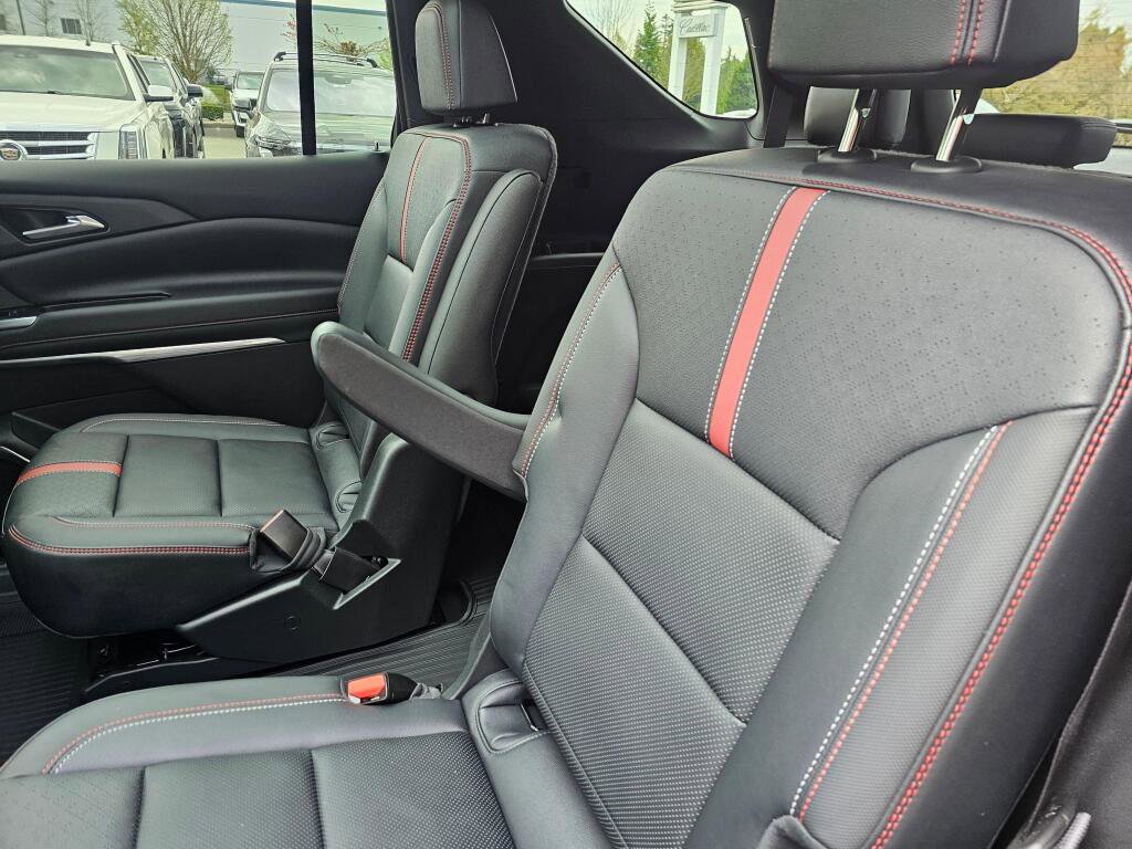 Used 2024 Chevrolet Traverse RS w/ LPO, Floor Liner Package image 20