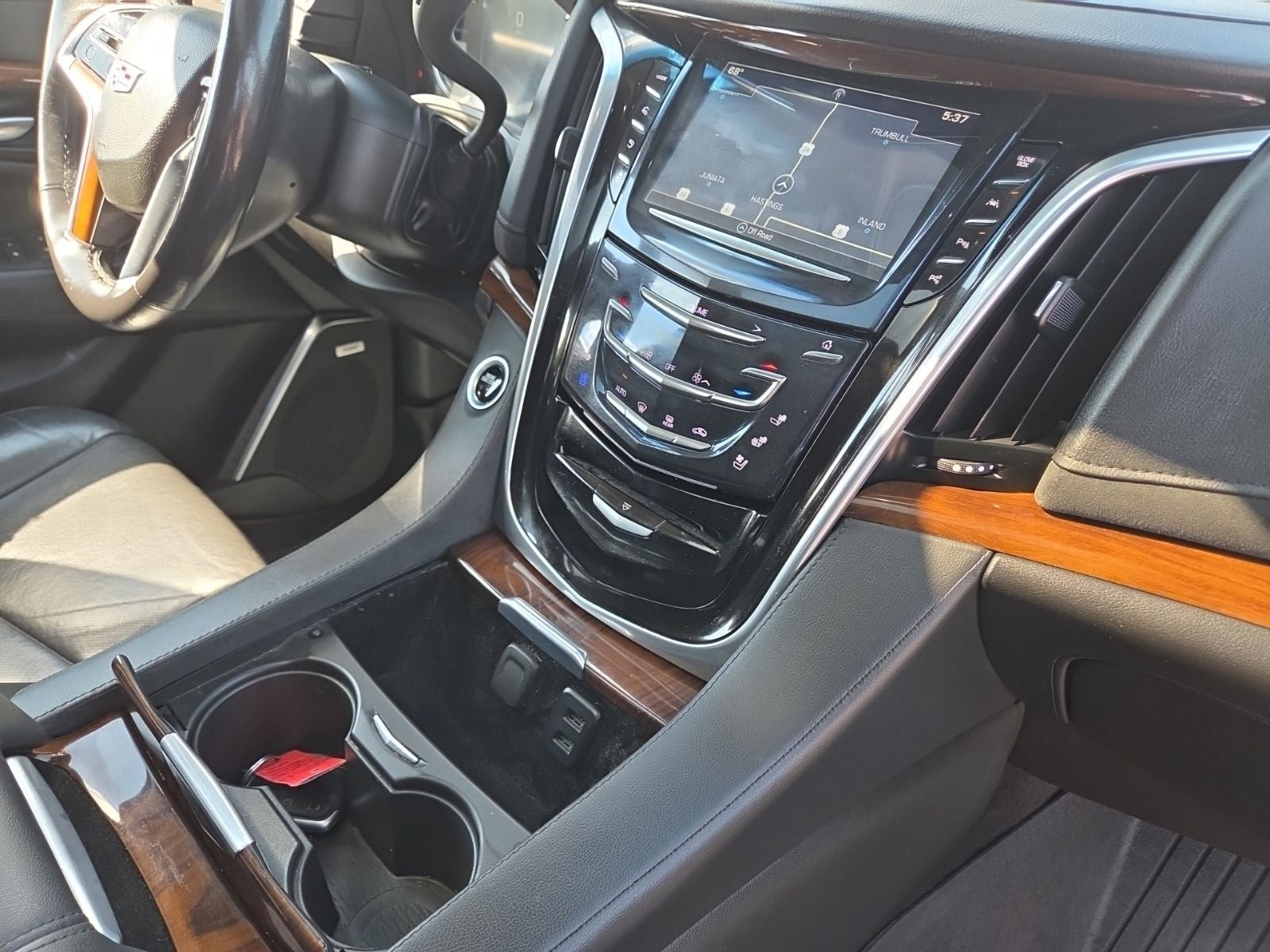 Used 2020 Cadillac Escalade ESV Premium Luxury AWD/4WD image 39