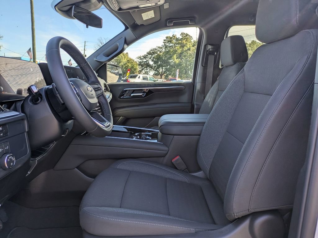 New 2026 Chevrolet Suburban LS image 14