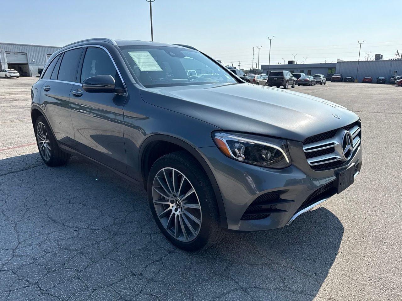Used 2019 Mercedes-Benz GLC 300 4MATIC image 4